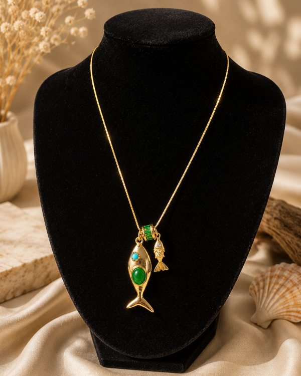Green Tide and Treasure Necklace