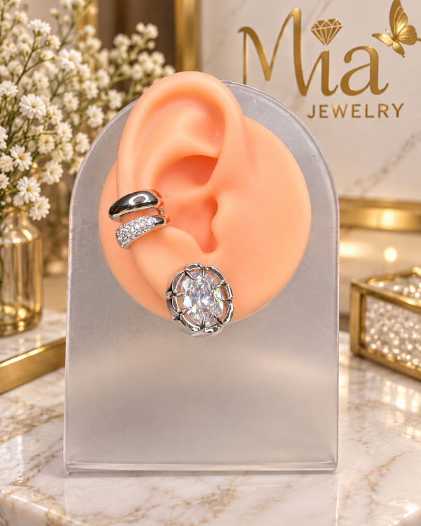 Rita Crystal Flower Stud Earrings