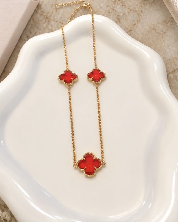 Three Clover Pendant Necklace
