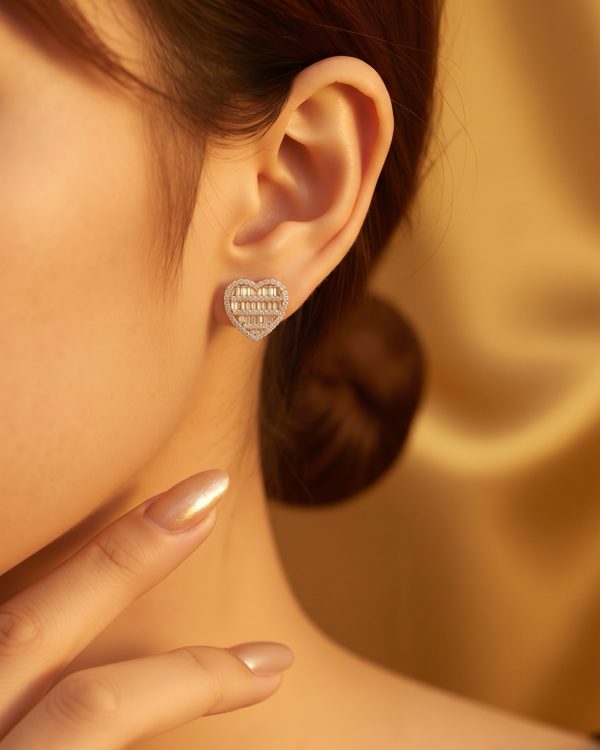 Pavé Textured Heart Stud Earrings